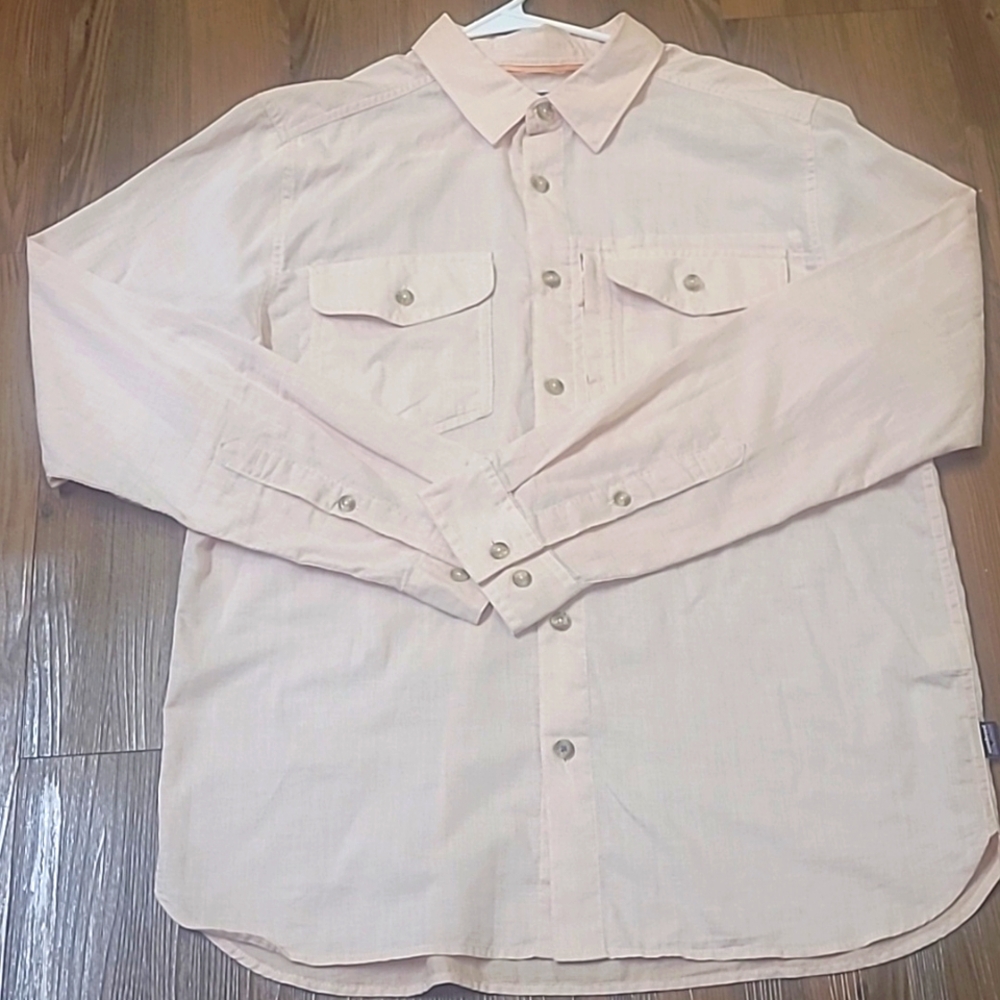 Patagonia Light Pink Long Sleeve Shirt men zise m new no tag.